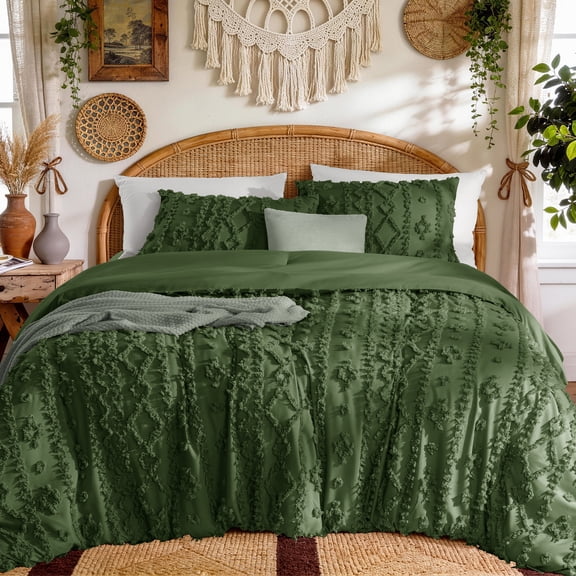 SONORO KATE Twin Tufted Boho Comforter Set - 2 Piece Farmhouse Chic Bed in a Bag, All-Season Jacquard Bedding Comforter with 2 Pillow Shams, Forest Green