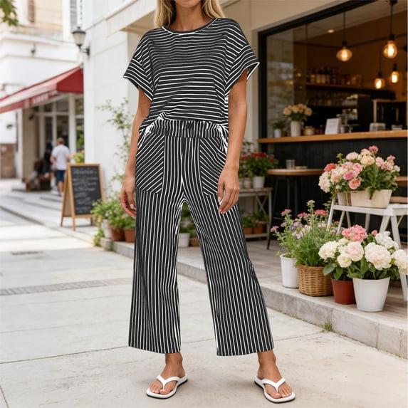 SOOMLON Matching Sets Women Outfits Plus Size Crew Neck Striped Batwing Sleeve Top Cropped Pants with Pockets Summer Sets