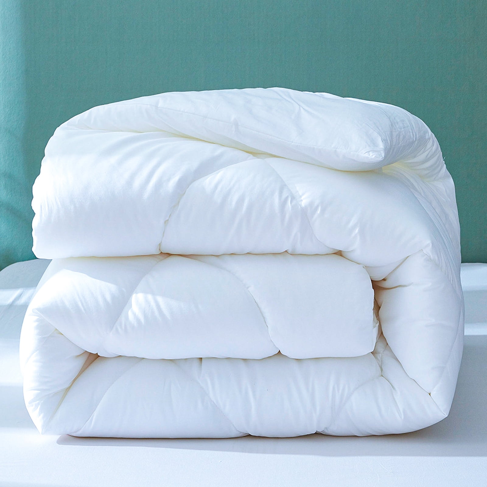 SOPAT All Season Down Alternative Comforter Hotel Luxury Quilted Duvet Insert Cooling Washable Hypoallergenic Reversible Quilt - King,White