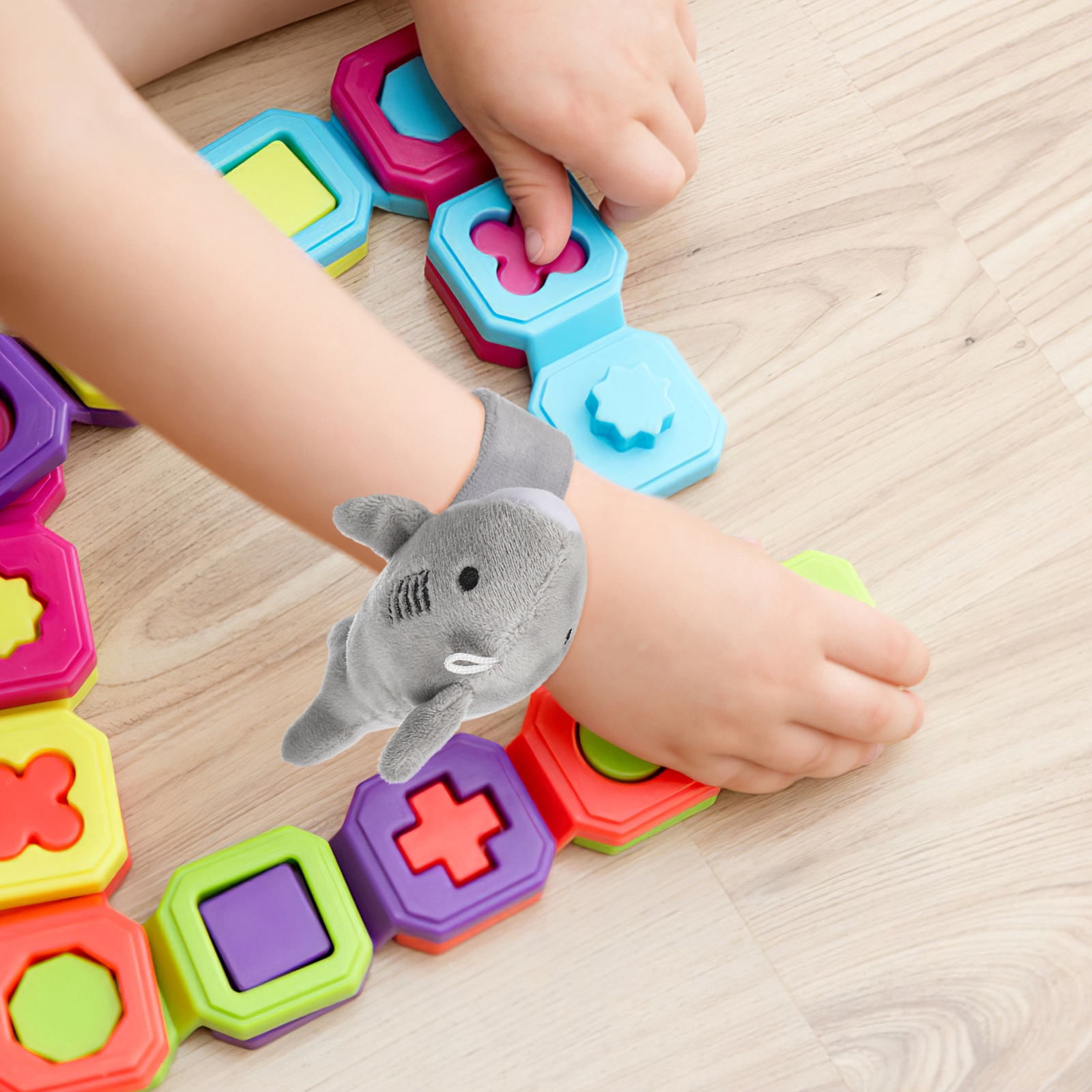 SOPOTUTU Plush Slap Wrist Bands 32Pack for All Ages with Shark Shape ...