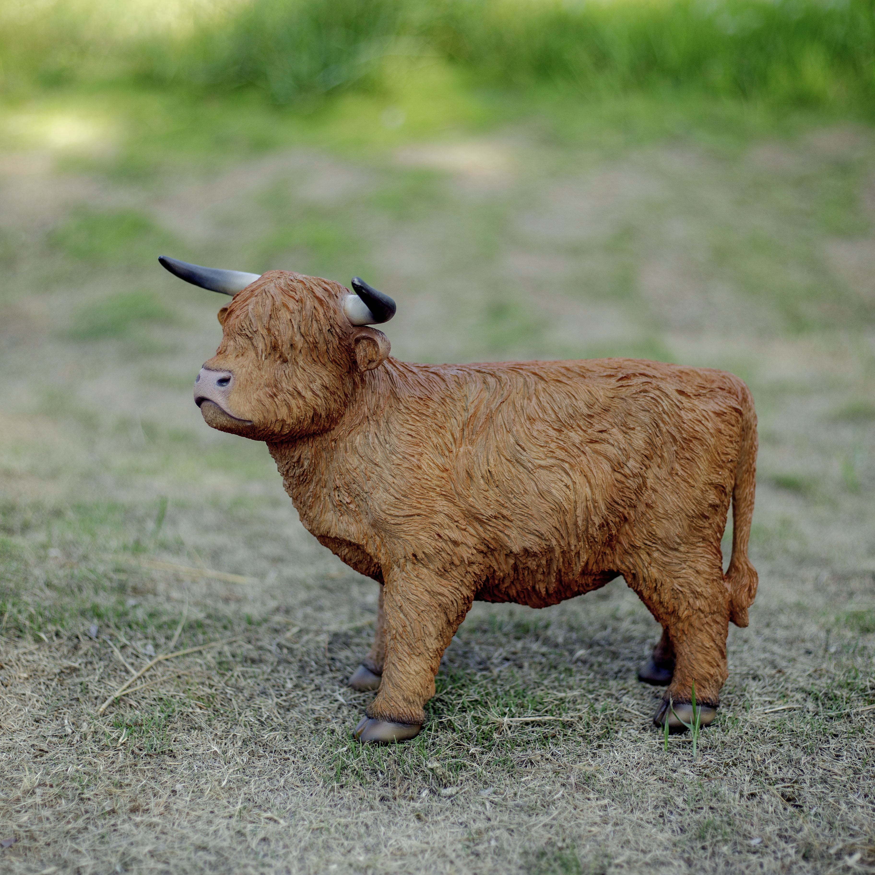 SOREAL Brown Yak Decorative Figurine for Home & Office Décor, Handcrafted Resin Statue, Realistic Design, Collectible Animal Accent, Weather-Resistant Indoor/Outdoor Decor