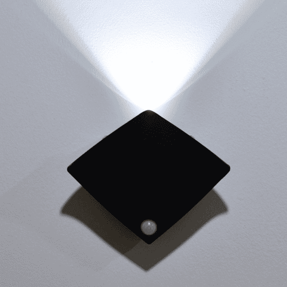 SPACEMUSE Manta Ray Shaped Under Cabinet Lighting 0.5W, Night Sensing, 3 Modes & Cool White Light, Magnetic Under Counter Lights for Kitchen, Stairs, Hallway, Bedroom, Battery Powered, Black