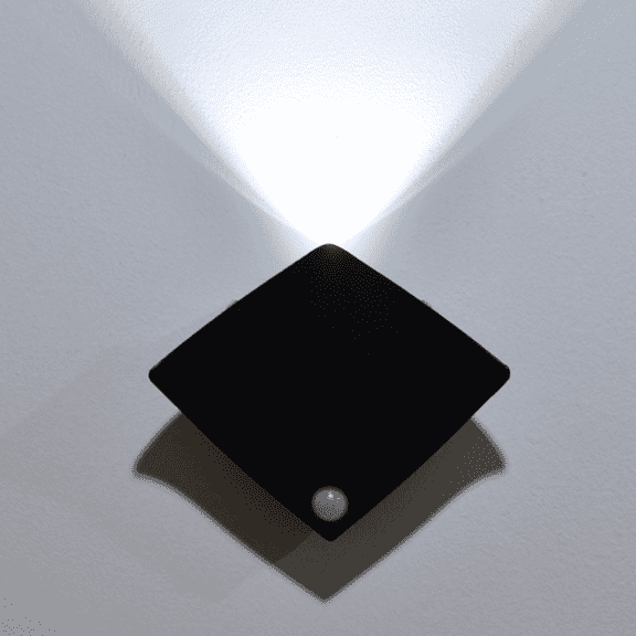 SPACEMUSE Manta Ray Shaped Under Cabinet Lighting 0.5W, Night Sensing, 3 Modes & Cool White Light, Magnetic Under Counter Lights for Kitchen, Stairs, Hallway, Bedroom, Battery Powered, Black