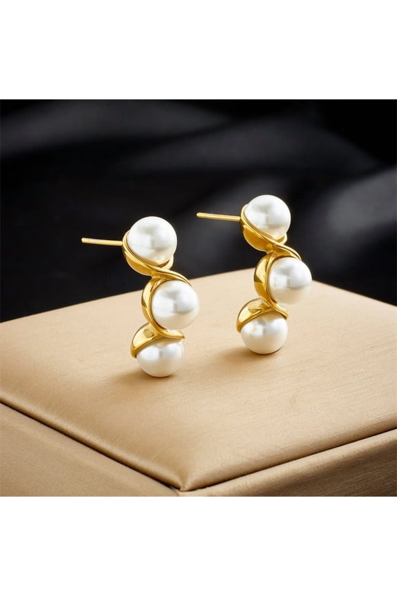 Statement Pearl Cluster Golden Huggie Hoop Earrings for Women Trendy, Dainty Boho Round Circle Pearls Drop Earring Exquisite Prom Party Jewelry Gifts