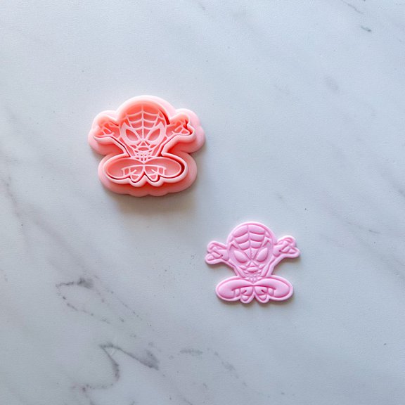 SPIDER FULL BODY EMBOSSER BY SAIDAS SWEETS