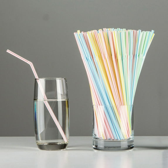 SPOORYYO 700-Pack Colorful Disposable Plastic Straws, Flexible Bent Straws for Party Drinks, Milk Tea, Coffee, and More