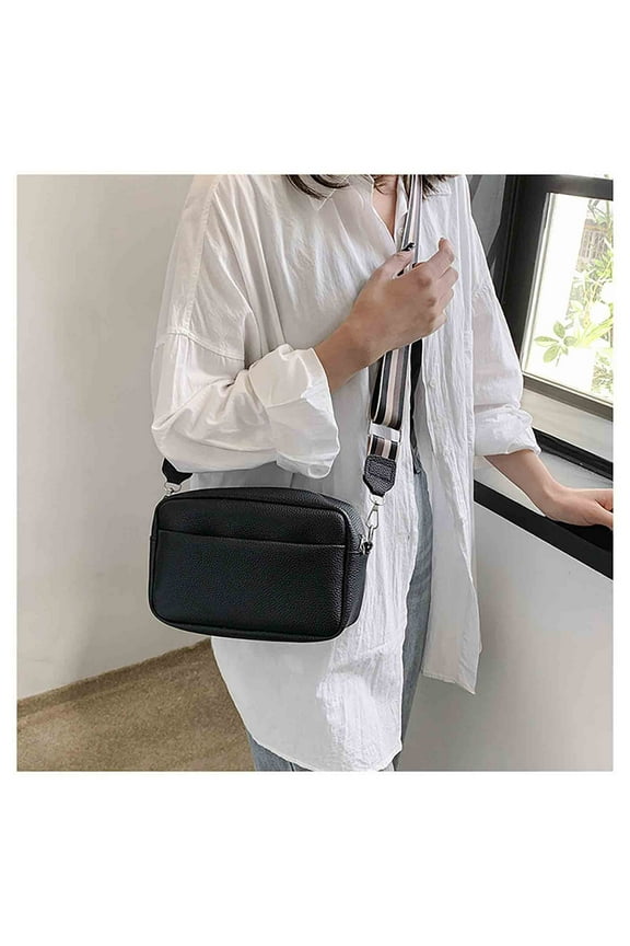 Fashion Crossbody Bag For Women Experience the Height of Elegance with this Luxurious Leather One Shoulder Crossbody Bag, Offering a Generous Capacity and Multiple Compartments