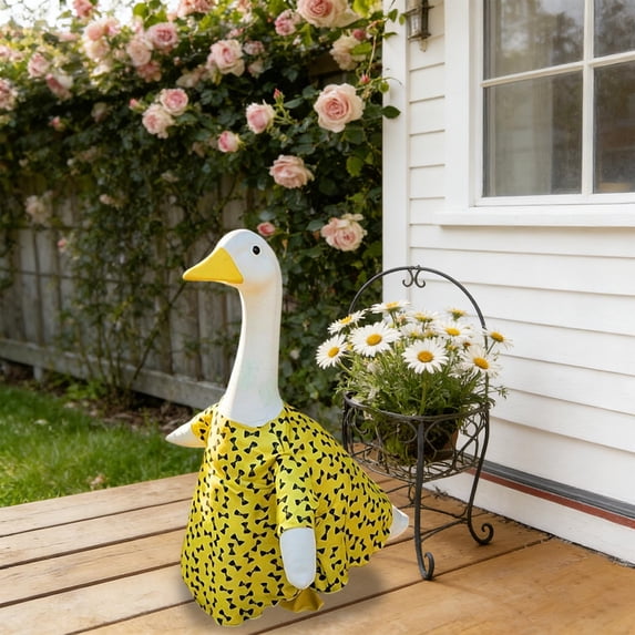 SPOORYYO Spring Summer Gooses Outfits Statue Patio Garden Decoration Set