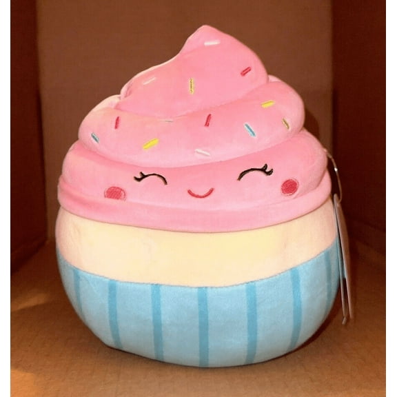 SQUISHMALLOW 7.5" DIEDRE THE CUPCAKE plush