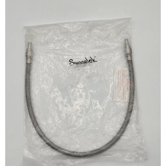 SS-6BHT-24 | Swagelok T Series PTFE Hose, 3/8" Tube : Stub x 3/8" Tube : Stub, 22.4 in. (56.9 cm) Live Length, 316 Stainless
