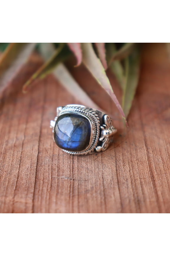 - Labradorite Ring Handmade 925 Sterling Silver Statement Jewelry With Blue Flash Gemstone, Unique Charm & Custom Size