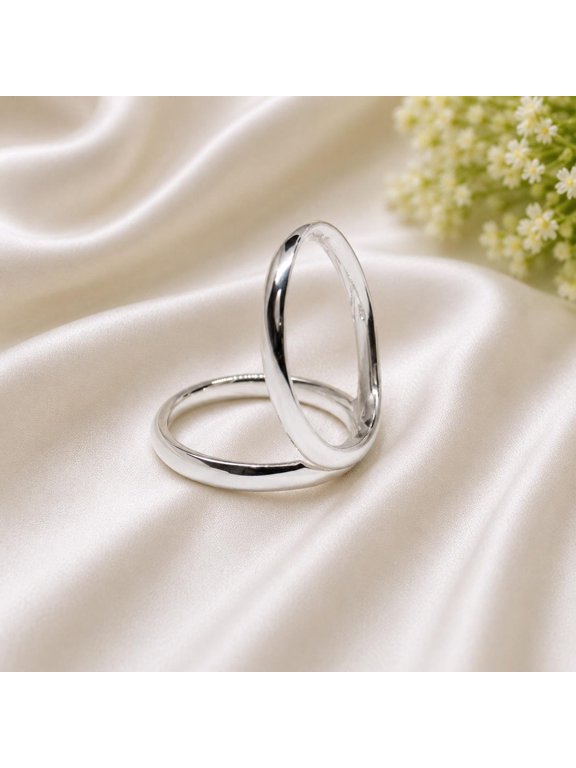 Open Circle Silver Ring, Minimalist Geometric Jewelry Gift For Her