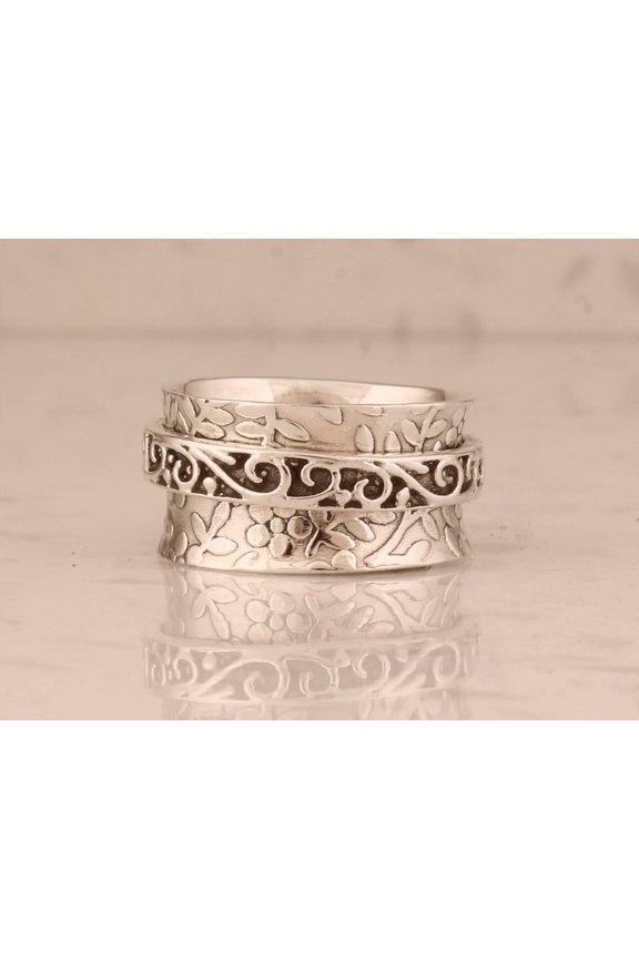 Sterling Silver Leaf Ring Handmade 925 Silver Jewelry Adjustable Boho Statement Band Delicate Engraved Nature-Inspired Design
