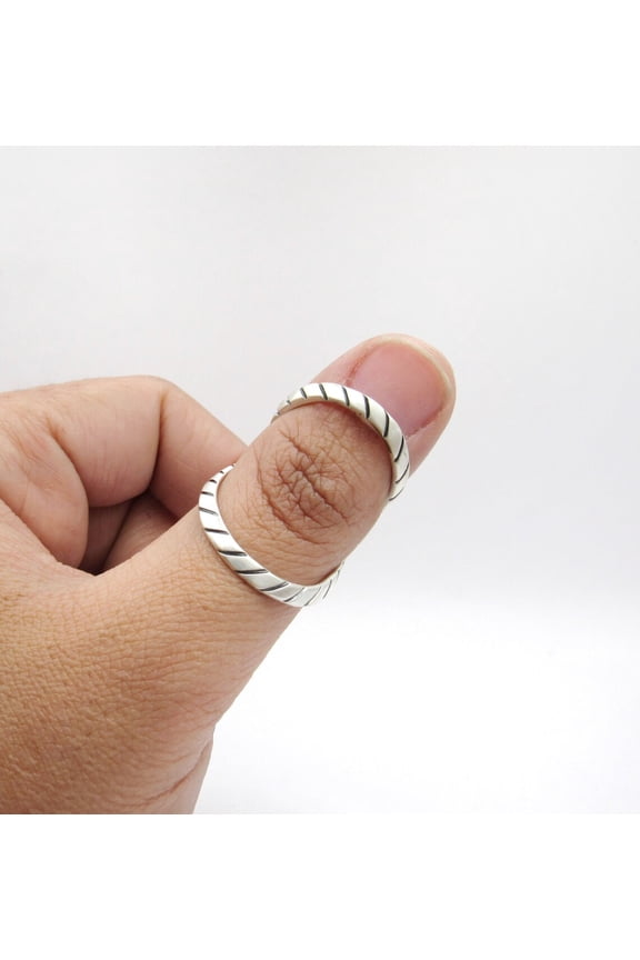 Zebra Swan Splint Ring in Sterling Silver • Swan Neck Finger Splint for Fingertip Arthritis • Arthritis Support Ring • EDS & Rheumatoid Arthritis Relief Jewelry