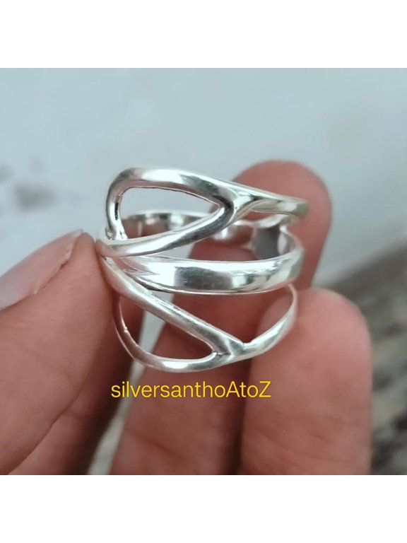 silver ring with Geometric Parallel Bar Design Ring
