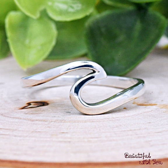 SS DESIGNS silver wave ring, Minimalist Ocean Band, Delicate Stackable Jewelry for Daily Wear