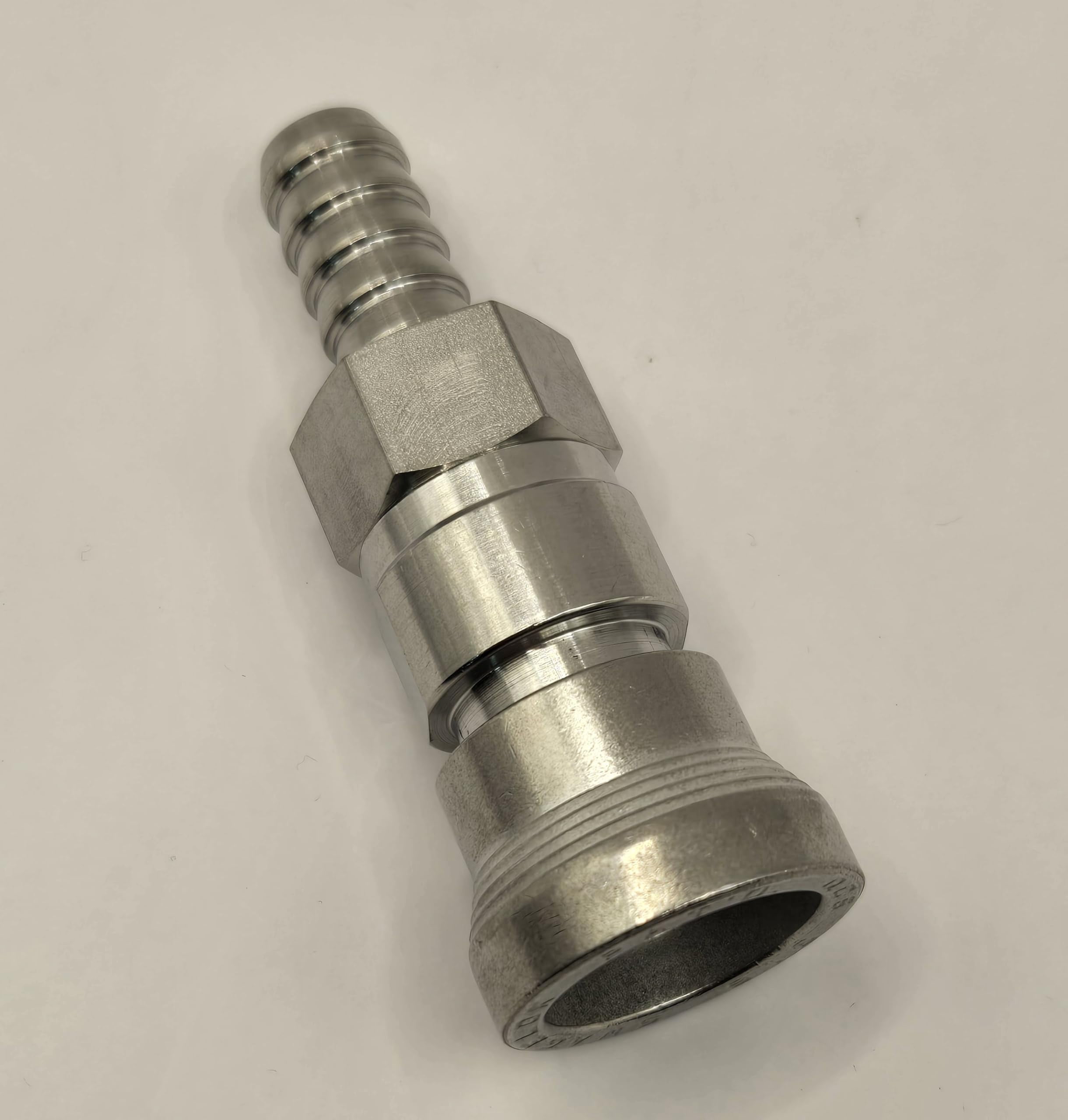SS-QC6-B-6HC | Swagelok QC Series Quick Connect, QC6 Body (Valved) x 3/8" Hose Connector, Maximum Pressure Coupled : 1,500 psi, Maximum Pressure Uncoupled : 250 psi, Material : 316 Stainless