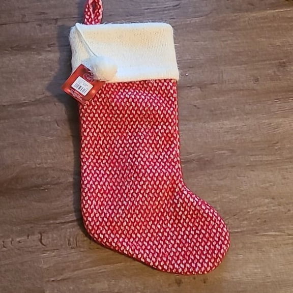 ST. NICHOLAS SQUARE KRINGLES COTTAGE CHRISTMAS STOCKING SNOWBALL POM POMS 20"