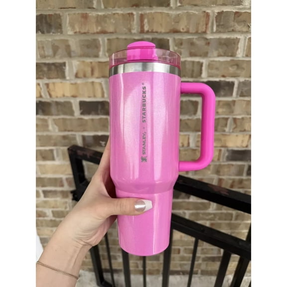 STANLEY The Quencher H2.0 FlowState Tumbler 40 oz Dark pink