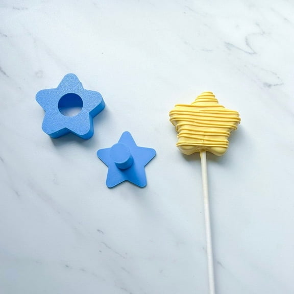 STAR CUT-N-PUSH CAKE POP MOLD BY SWEET CUT CO. (Copy)