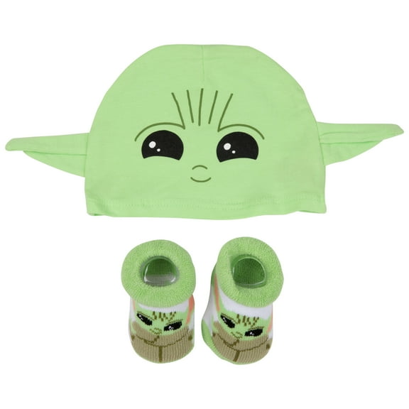 STAR WARS Baby Boys The Mandalorian Cap and Bootie Set - Baby Yoda Baby Gift Set with Hat and Socks Green Mult, 0-12 Months
