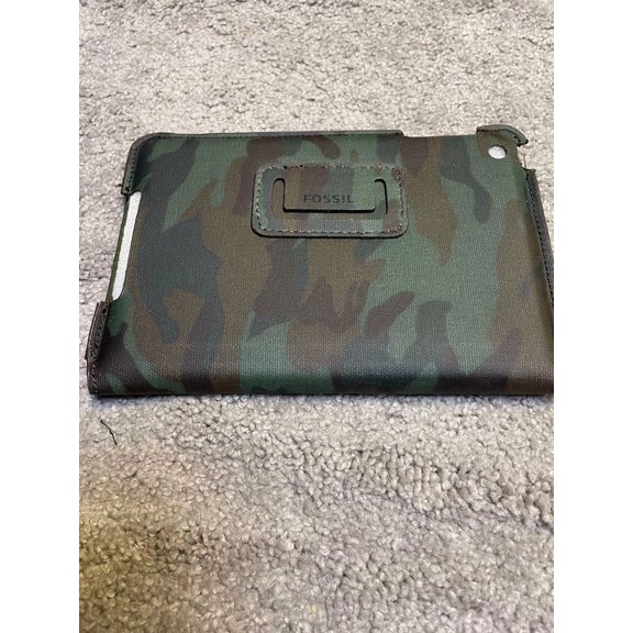 STARLIGHT- Fossil Authentic Long Bunker Tablet Camo Cover Green Sml1088346