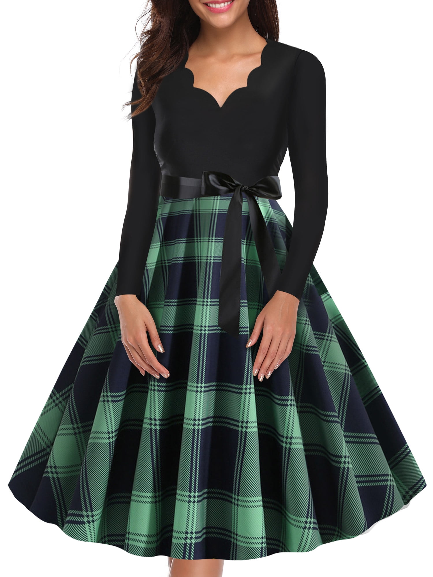 Scalloped v neck online dress