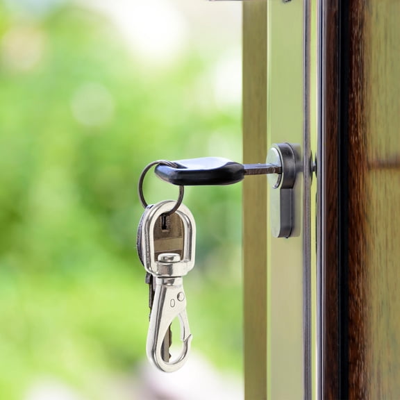 STRANDCHIC 2Pcs Portable Stainless Steel Keychain Rings for Men Durable Key Holder Clip