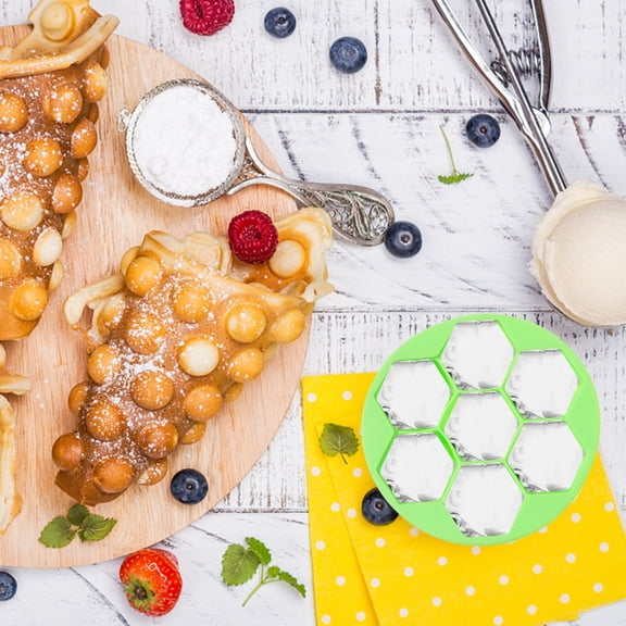 STRANDCHIC 2-Pack Silicone Trays with Honeycomb Pattern, Soft Bottom, Assorted Colors for Release