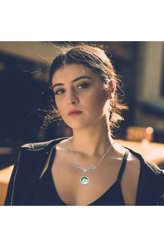 Aromatherapy Necklace Elk Antler Pendant for Essential Oils and Decor