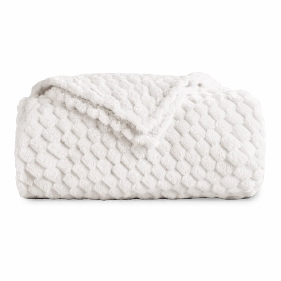 SUNNY HEAT Flannel Blanket Twin Size Luxury Bed Blanket, Summer Lightweight All-Season Comfort, Skin Friendly, White