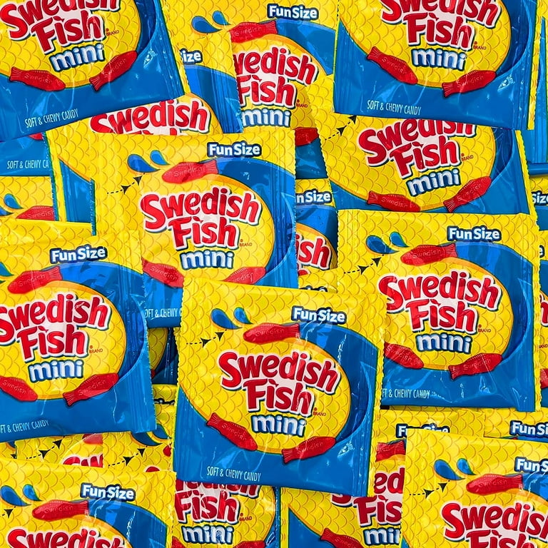SWEDISH FISH Mini Soft and Chewy Candy Fun Size, Individually Wrapped  Packs, 125 Count Bulk