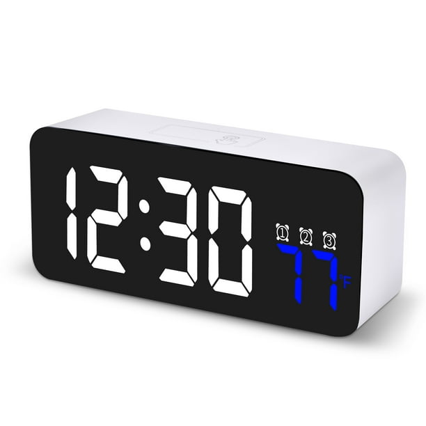 SZELAM Digital Alarm Clocks Bedside with Temperature Display Snooze
