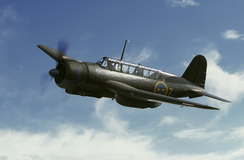 Saab B 17 dive bomber warbird from the Swedish Air Force Canvas Art - Daniel KarlssonStocktrek Images (18 x 12)