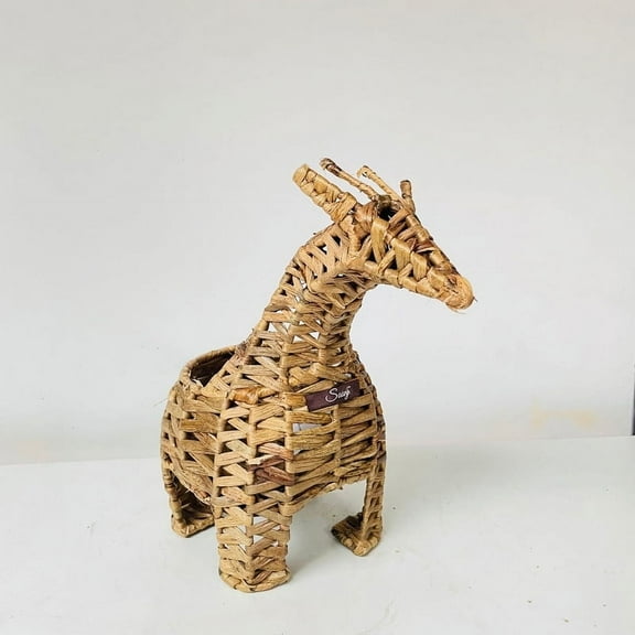 Saanjh Shaded Straw Giraffe Animal Basket