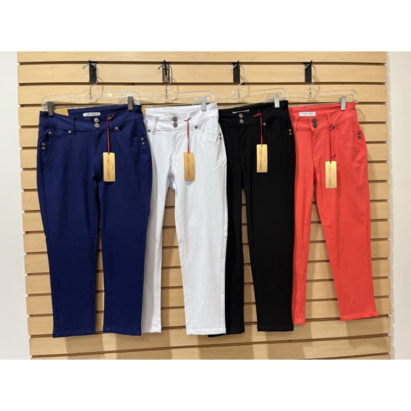 Sabrina Lauren 5 pocket front zipper belt loop Capri , Black , 10
