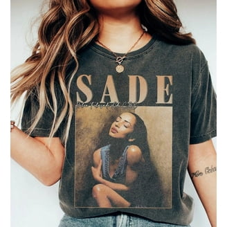 【新品】thePOPMAG SADE ADU（シャーデー）グラフィックTee／M 新品】thePOPMAG SADE ADU（シャーデー）グラフィックTee／M