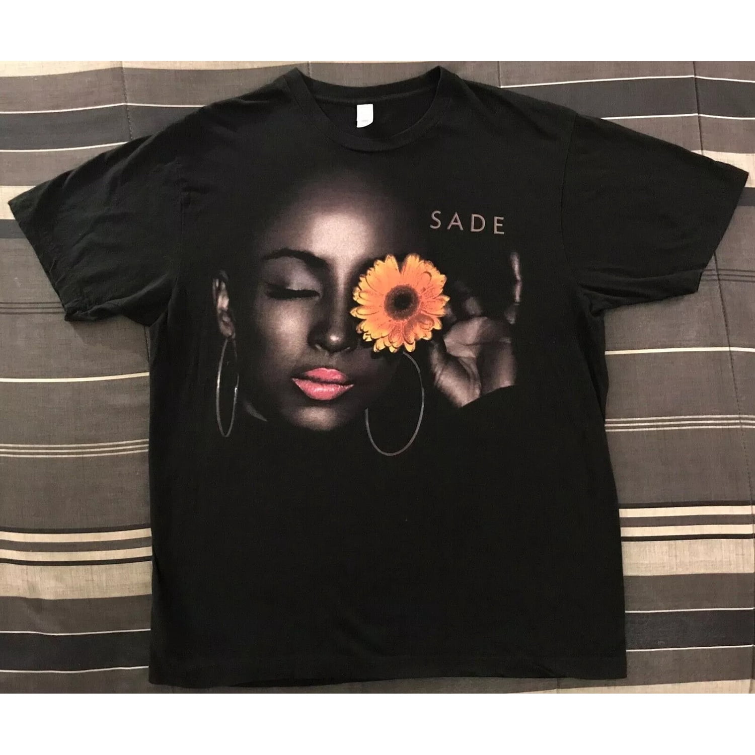 Sade 2011 Soldier of love tour shirt 【公式通販】