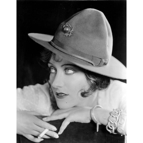 Sadie Thompson Gloria Swanson 1928 Photo Print (16 x 20)