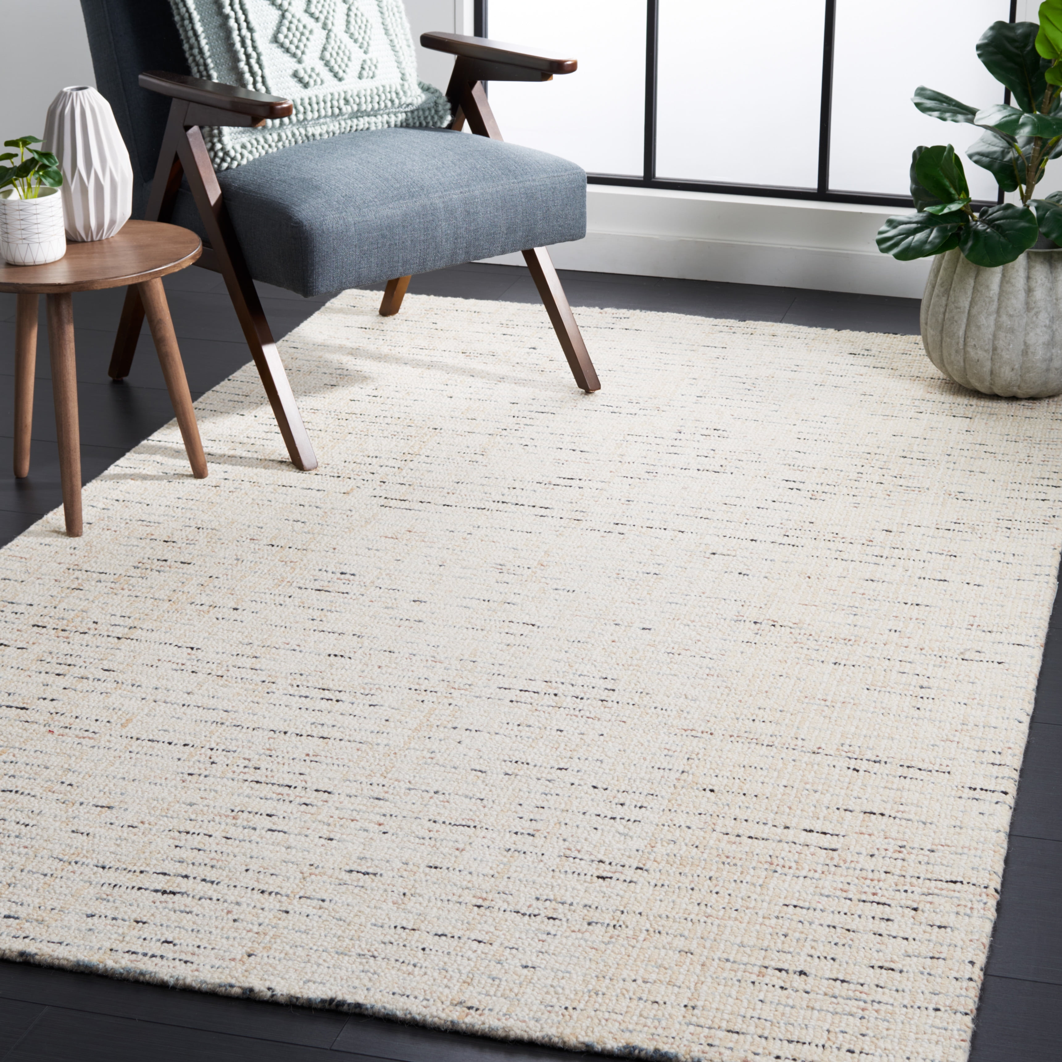 Safavieh Abstract Delia Distressed Wool Area Rug, Ivory/Blue, 2'3" x 4'