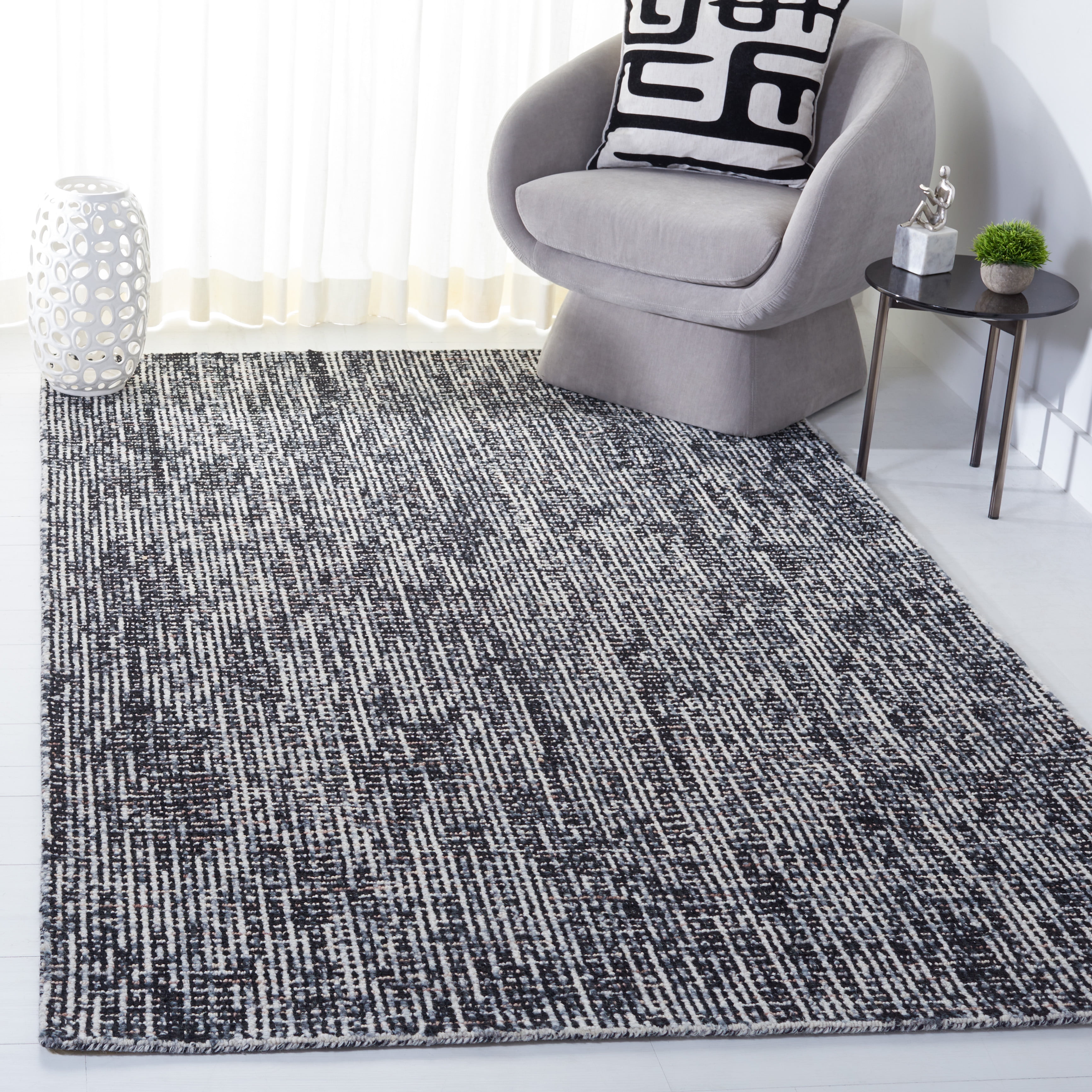 Safavieh Abstract Delia Distressed Wool Area Rug, Black/Gray, 3' x 5'
