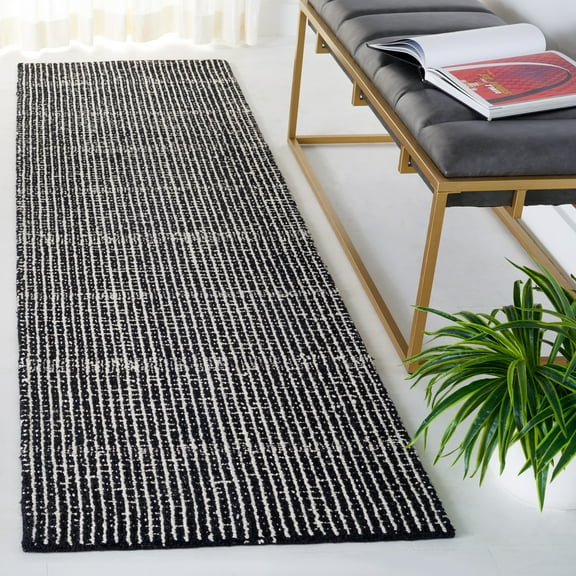 Safavieh Abstract Becky Trellis Runner Rug, Black/Ivory, 2'3" x 14'