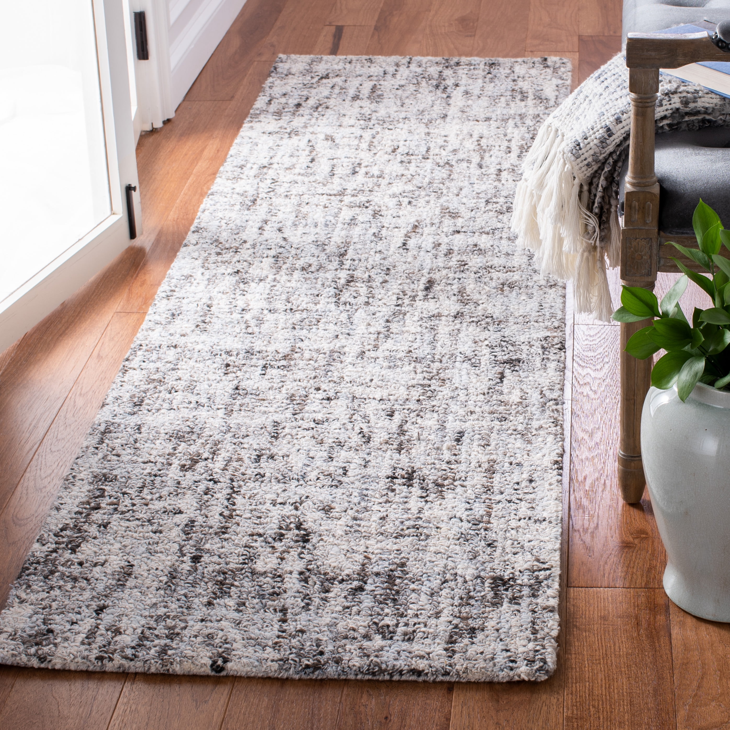 SAFAVIEH Abstract Marcus Abstract Runner Rug, Gray/Beige, 2'3" x 8'