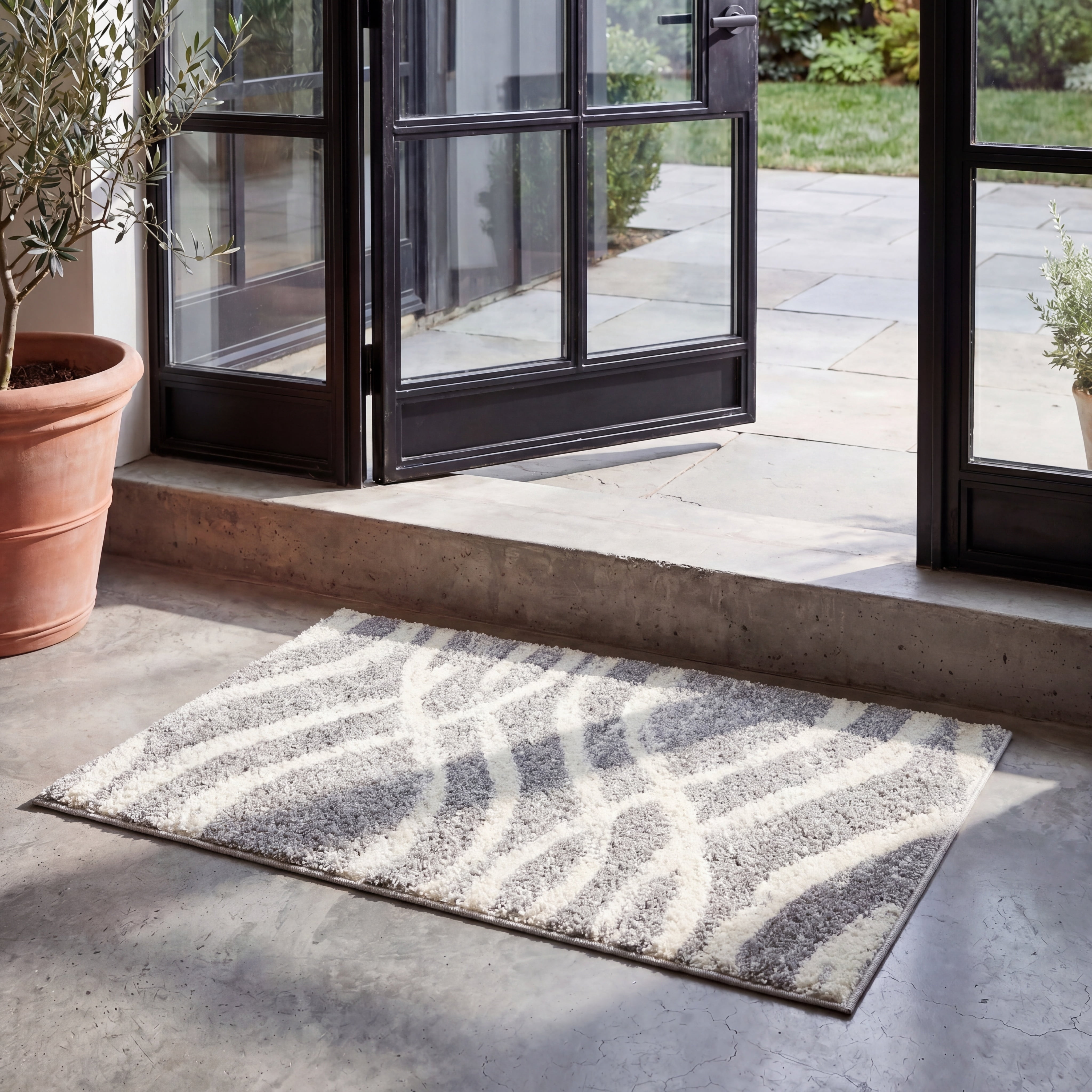 Safavieh Adirondack Isidor Geometric Swirls Area Rug, Gray/Cream, 2' x 3'