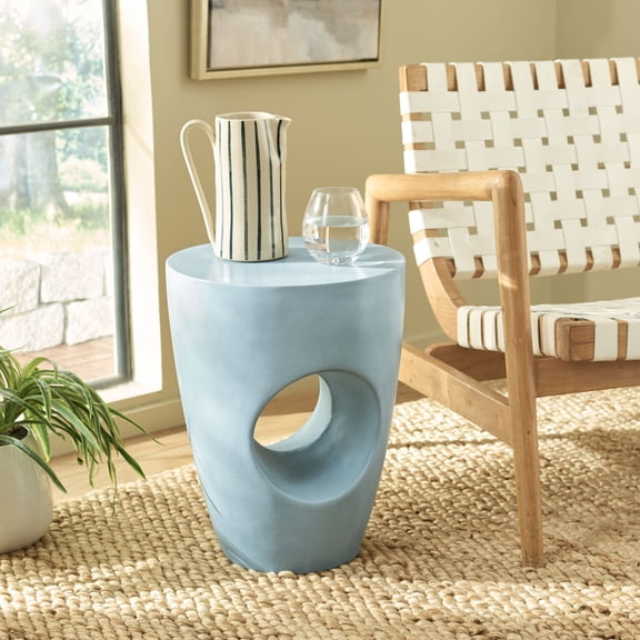 Safavieh Aishi Indoor/Outdoor Round End Table, Powder Blue