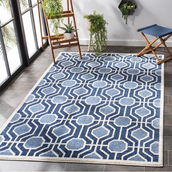 Safavieh Amherst Vivian Geometric Area Rug, Light Blue/Navy, 4' x 6'