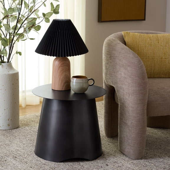 Safavieh Aminchy Modern Metal Round End Table, Black