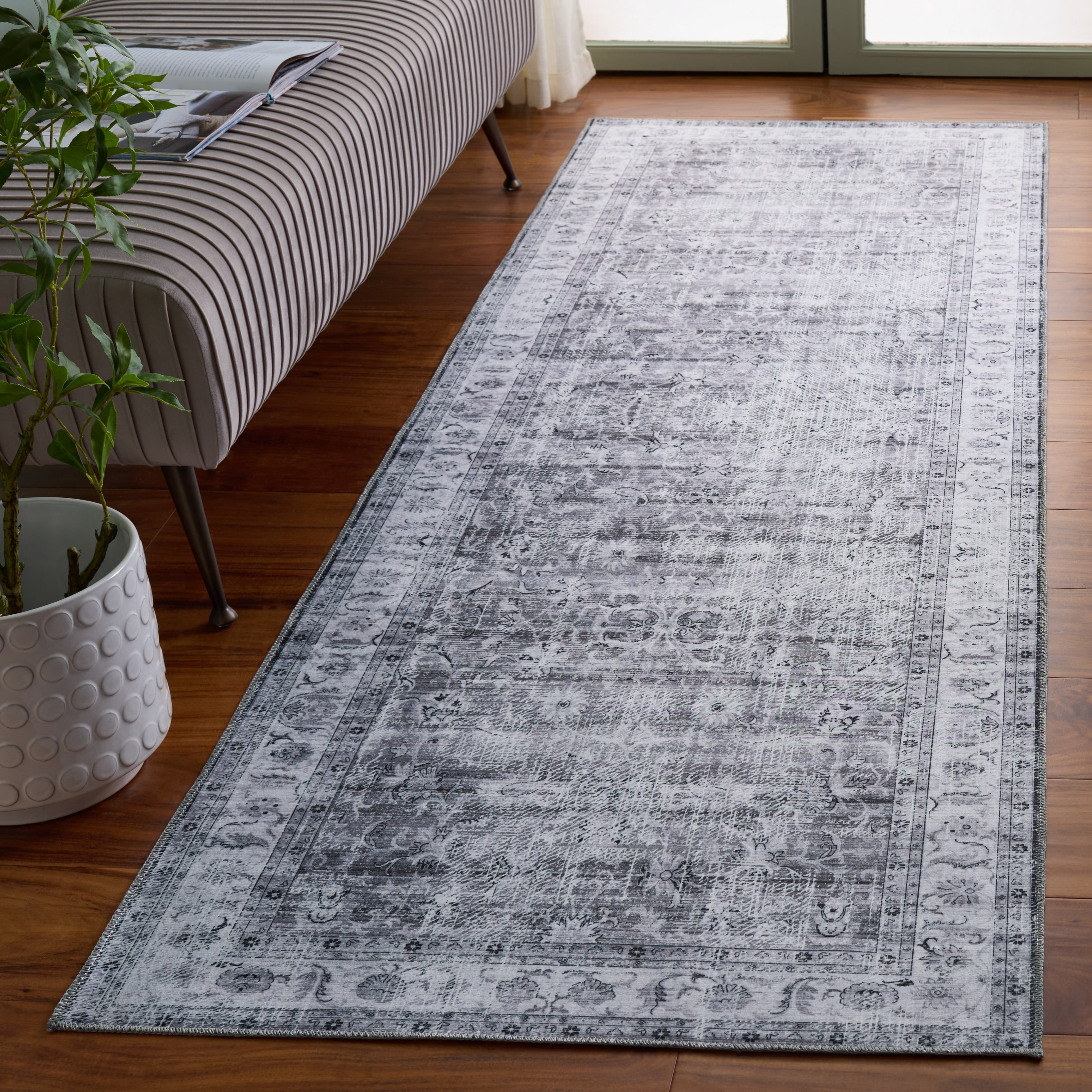 Safavieh Arizona Aria Distressed Machine Washable Runner Rug, Gray/Beige, 2'6" x 8'