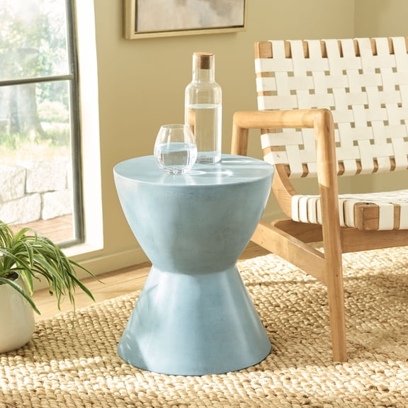 Safavieh Athena Indoor/Outdoor Round End Table, Powder Blue