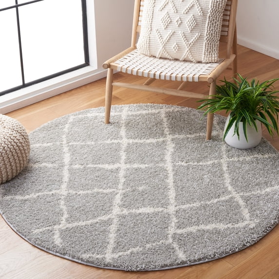 SAFAVIEH Berber Bentley Geometric Shag Area Rug, Light Gray/Cream, 5'1" x 5'1" Round